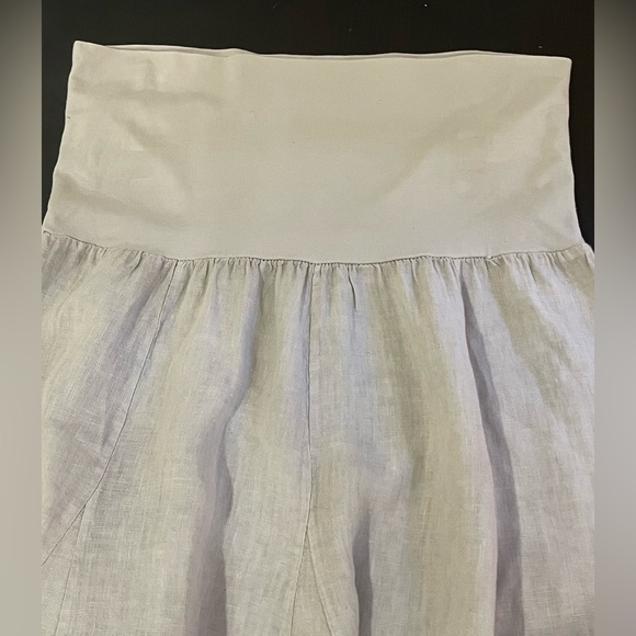 AM Basic Collection 100% Italian Linen Skirt *Like New*. Size L - Picture 2 of 7